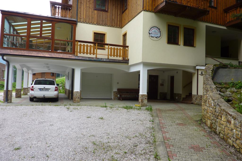 Penzion Melkus Pec pod Sněžkou Exterior foto